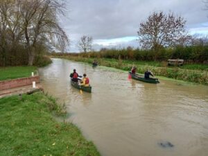 Duke of Edinburgh pupils from Ambergate Sports College canoeing 